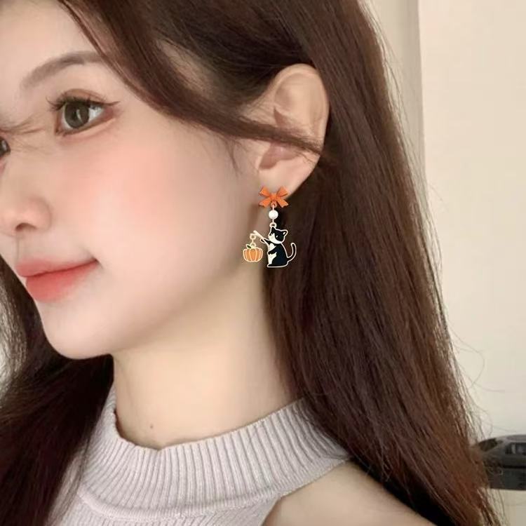 Wholesale Trendy Cartoon Cat Earrings  Bow Design Alloy Jewelry Accessory for Women
