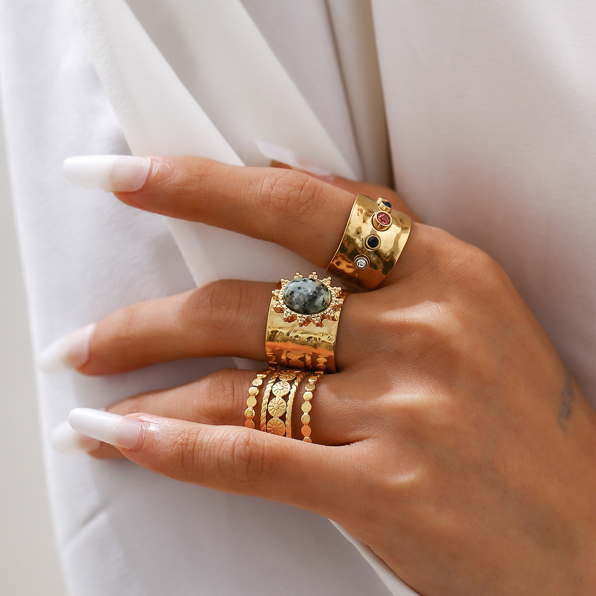 Wholesale Fashionable Joint Ring Set Hip-Hop Metallic Pleated Gemstone Rings