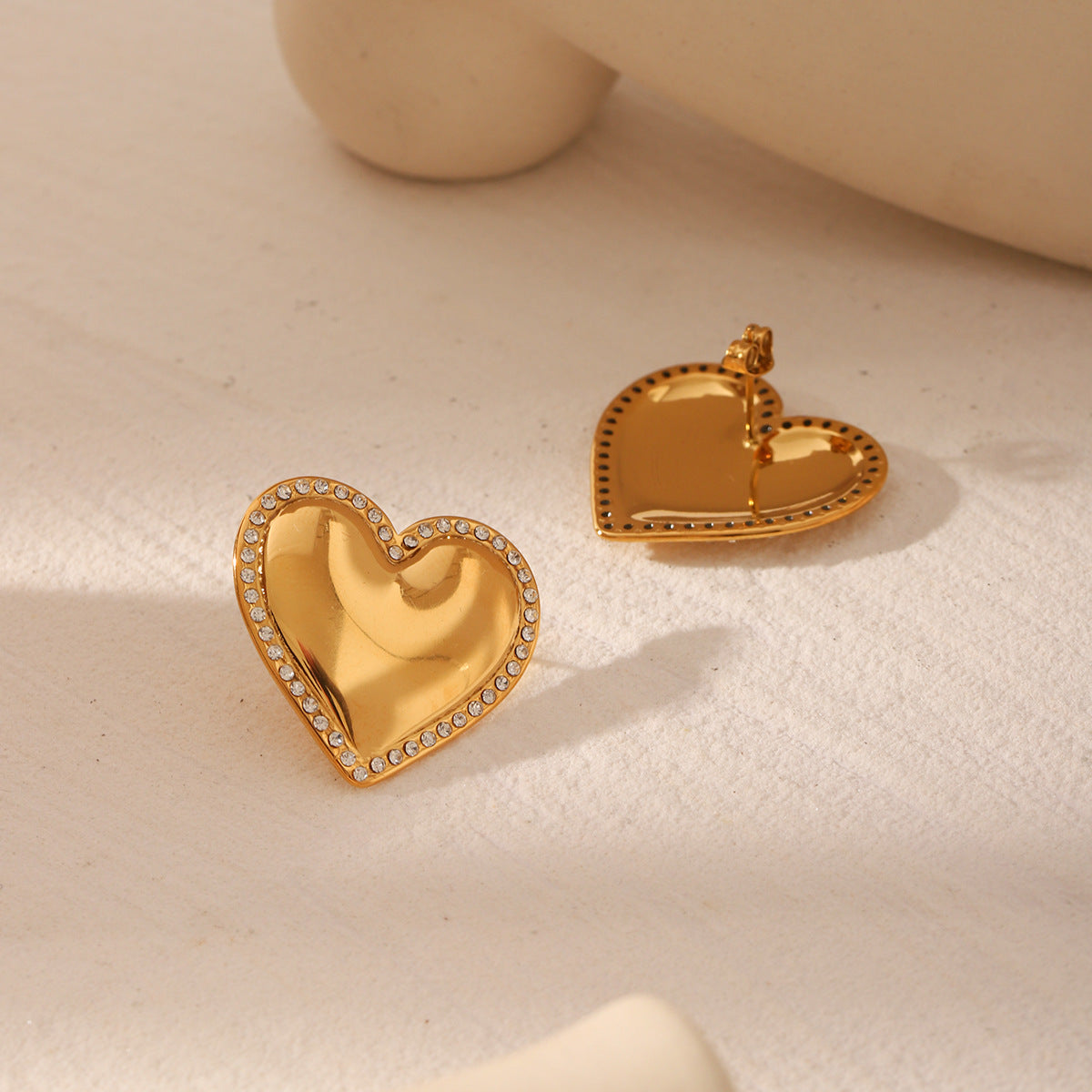 Wholesale  Stainless Steel Diamond Earrings  All-match Love Earrings