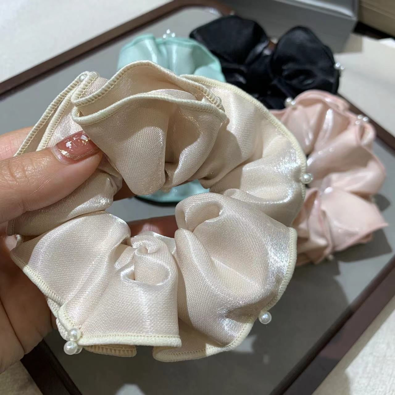 Wholesale Beaded Heavy Layered Solid Color Hair Band ACC-HS-Fanz004