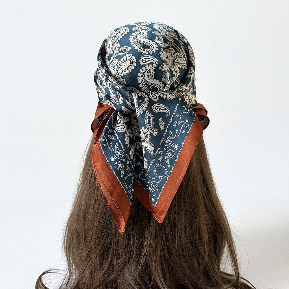 Wholesale Black and White Cashew Flower Silk  Scarf