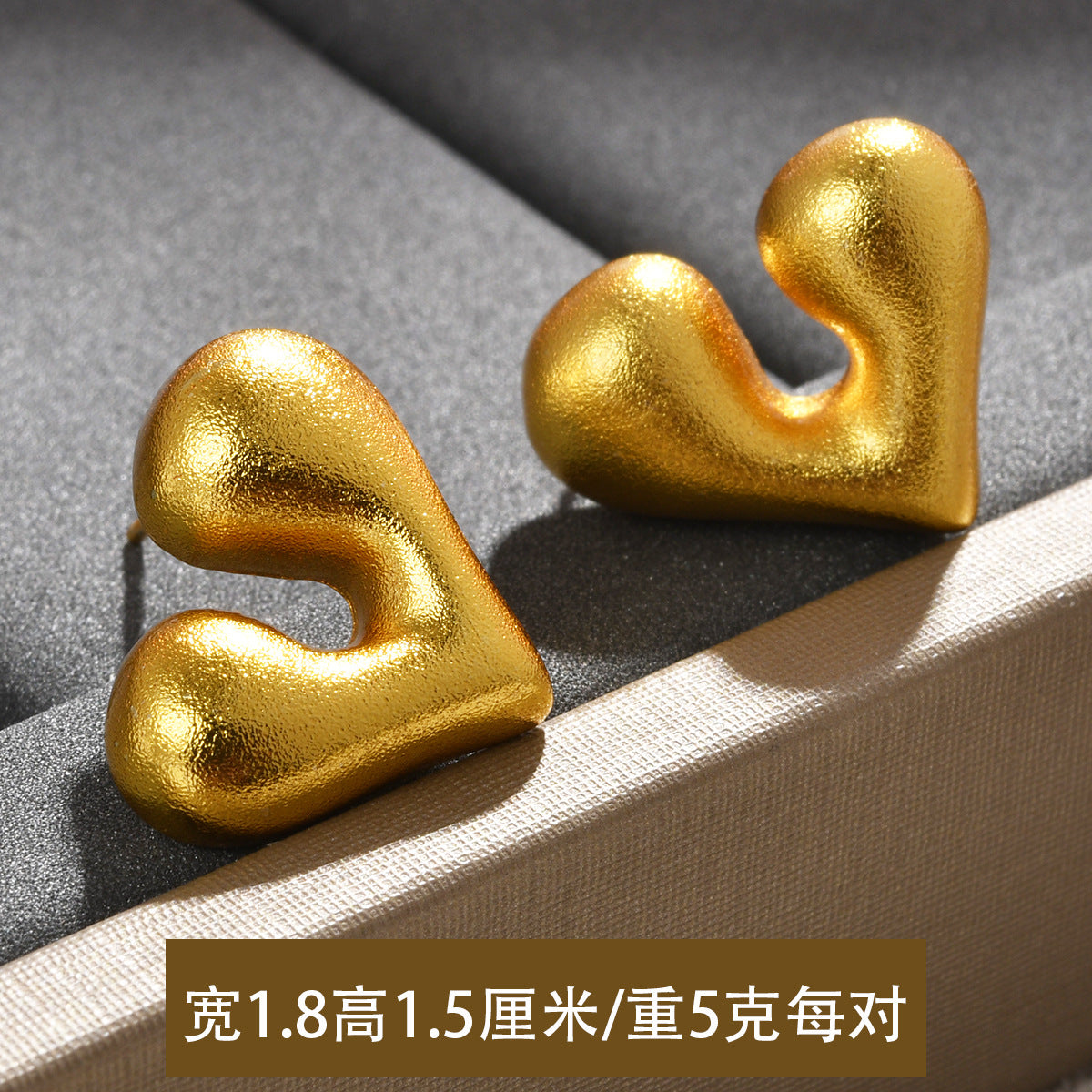 Wholesale retro personality temperament sand gold earrings