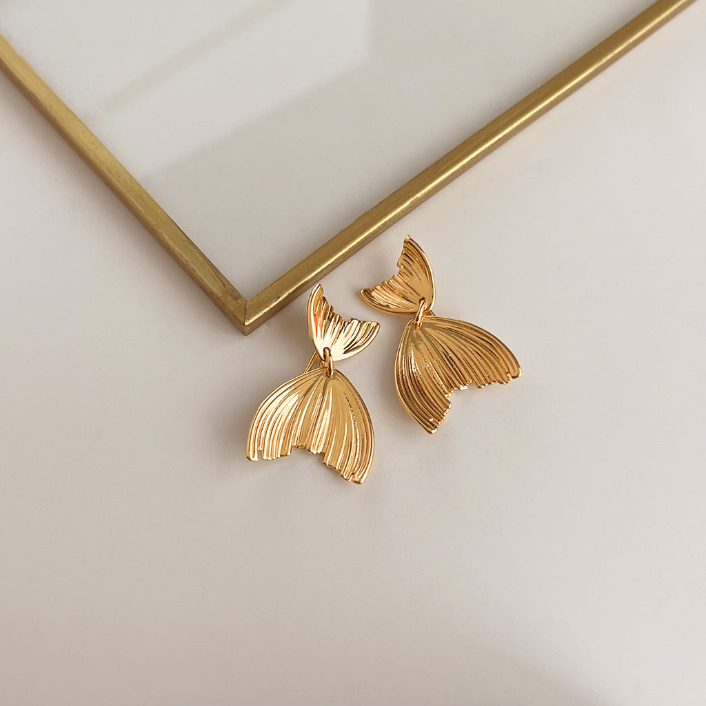 Wholesale vintage oil-dropped medieval style Pearl Earrings