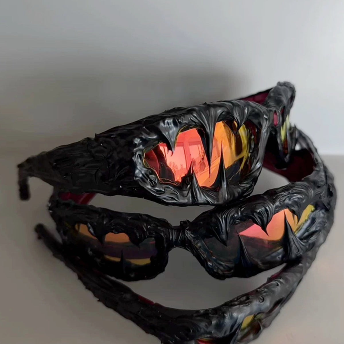 Wholesale Exaggerated Avant-Garde Party Sunglasses Fashion Accessory Gift