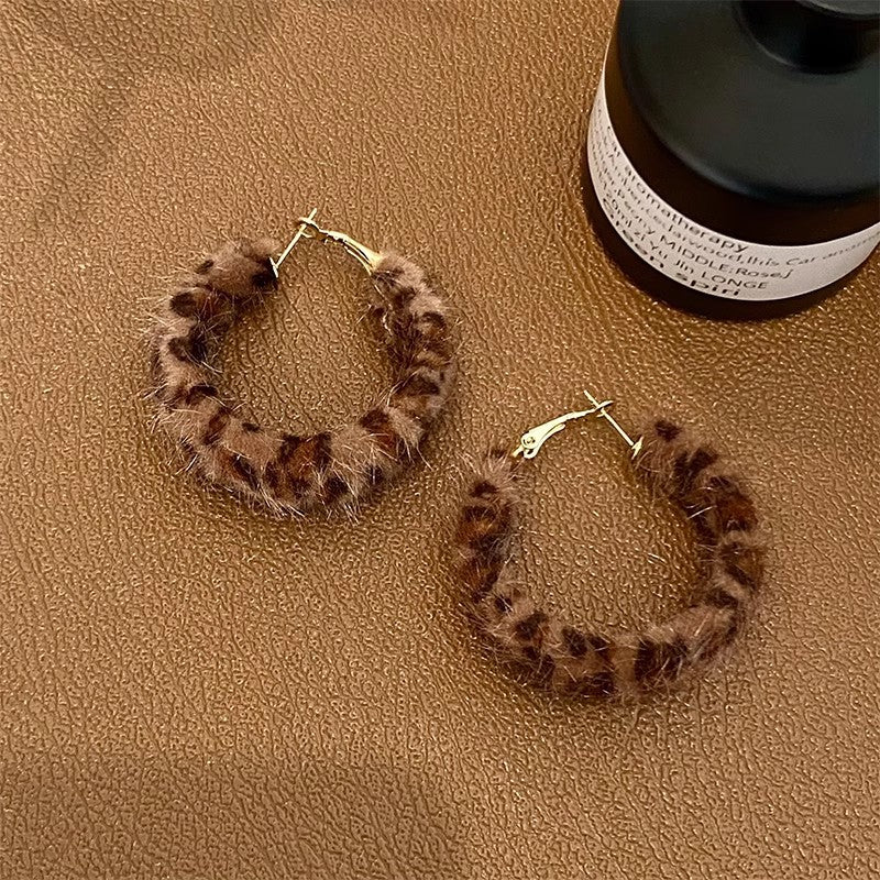 Wholesale Plush Leopard Earrings
