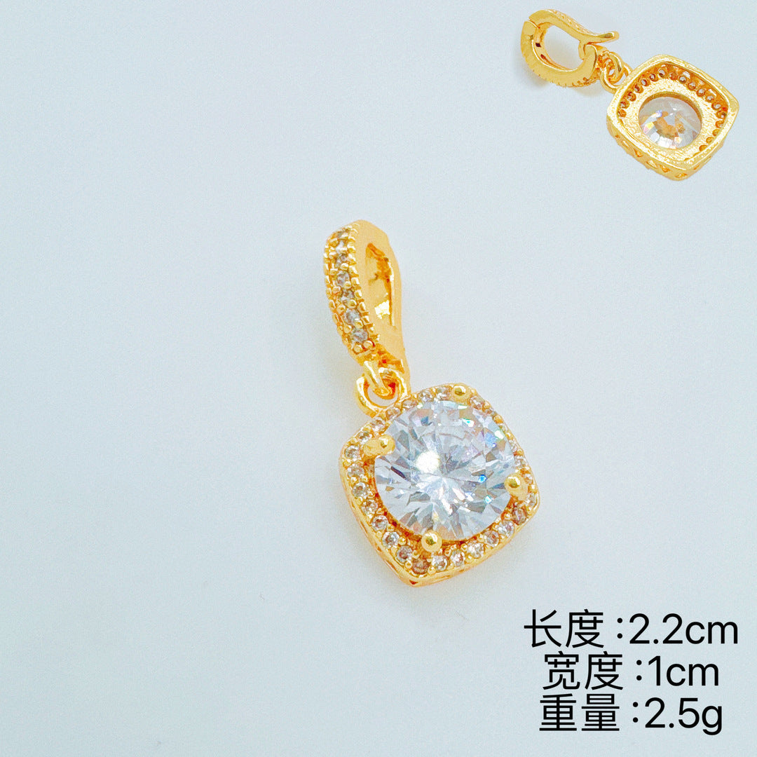 Wholesale Cubic Zirconia Gold Plated Pendant Necklace for Women Boutique Resale Jewelry Accessory