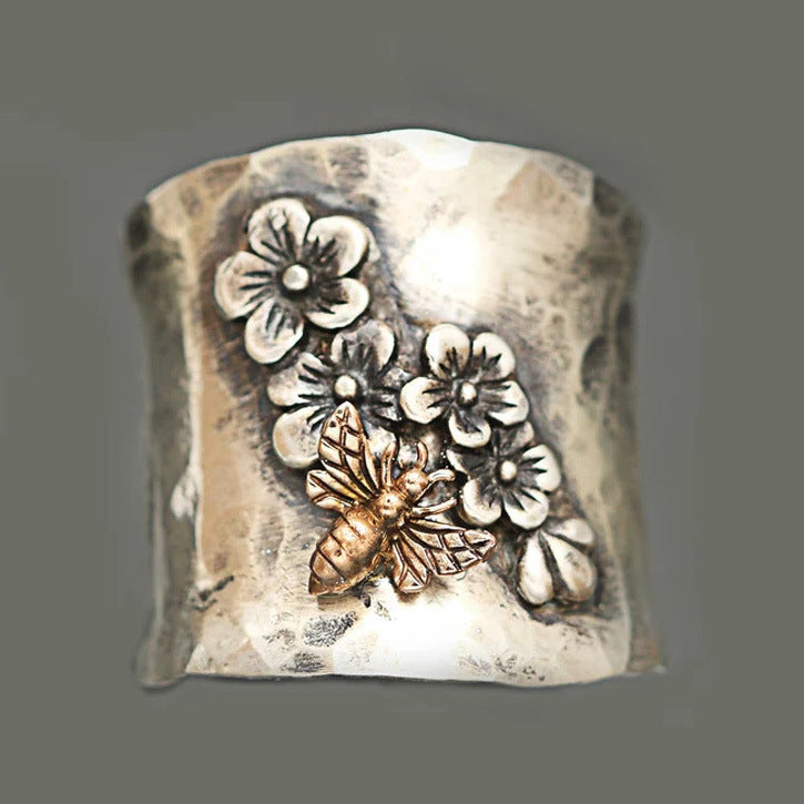 Wholesale  retro  ring bee butterfly flower leaf relief ring