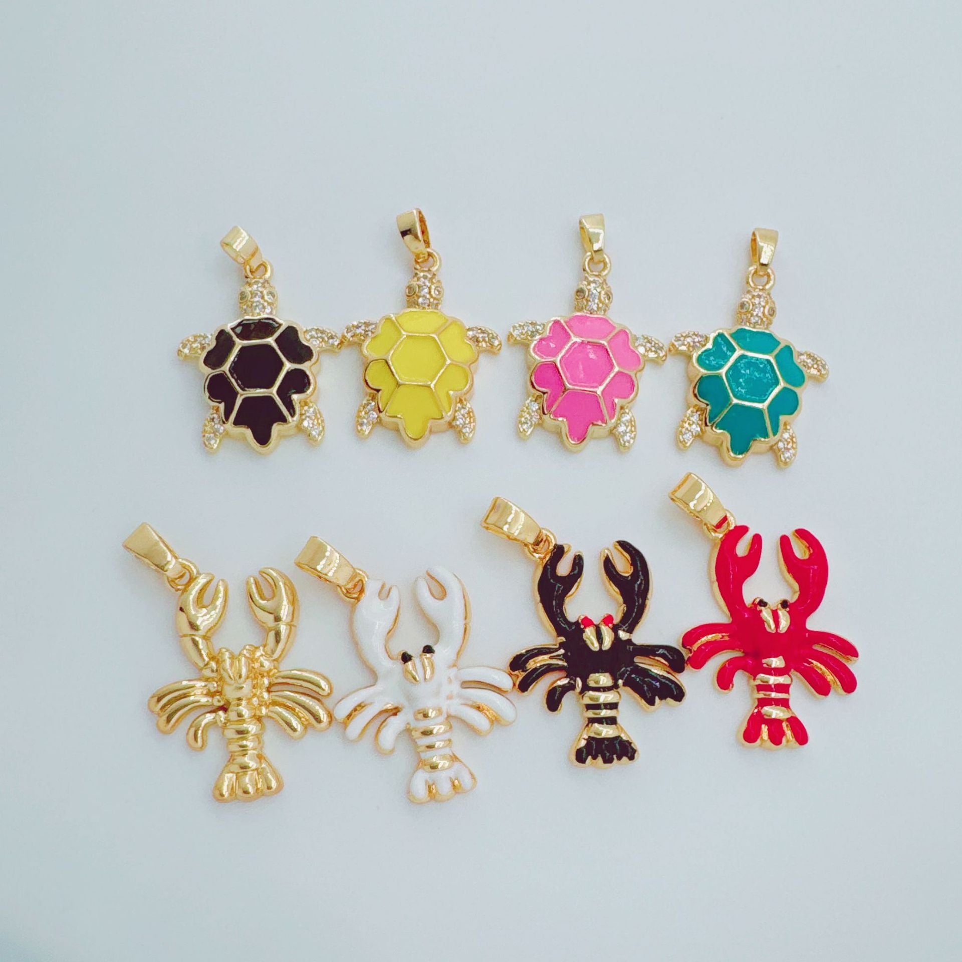 Wholesale 18k Gold-Plated Copper Sea Turtle Pendant Necklace,  Stylish Ocean Jewelry for Women