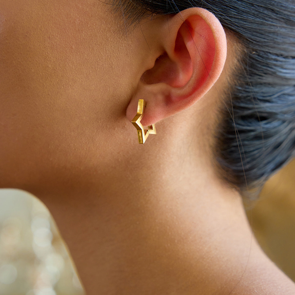 Wholesale 18K Gold Stainless Steel Five-pointed Star Hollow Polished Earrings