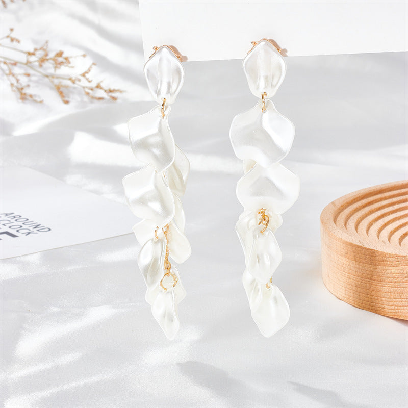Wholesale Petal Leaf Tassel Earrings