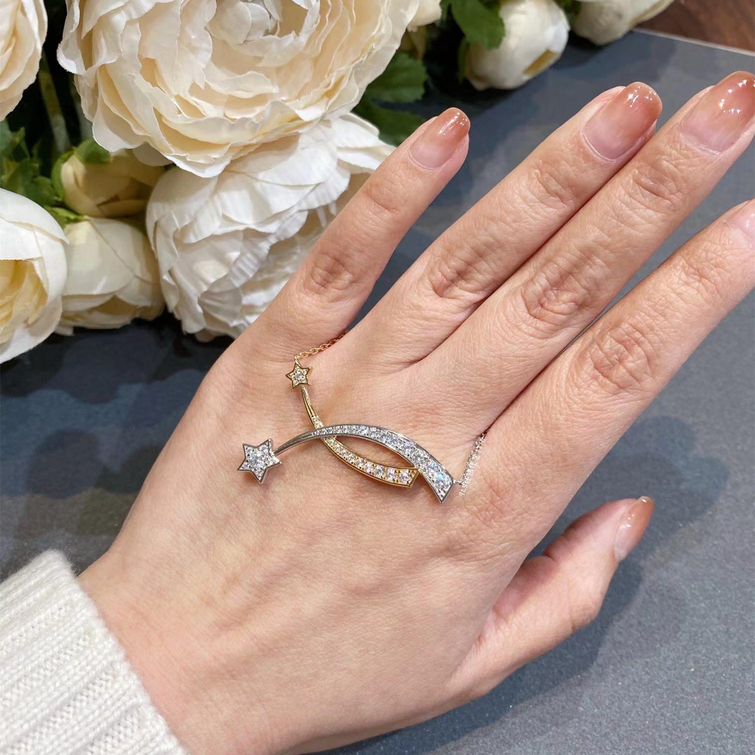 Wholesale  Gold Full Diamond Comet Necklace Female Meteor Cross Five-pointed Necklaces