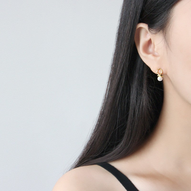 Wholesale S925 Small Silver Pearl Earrings