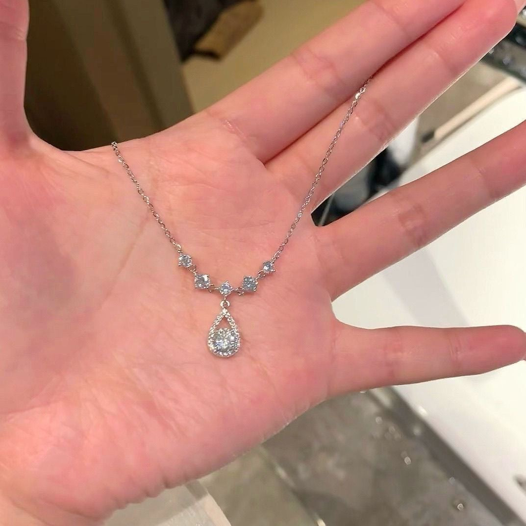 Wholesale Electroplated Alloy Mermaid Tears Pendant Necklace Stylish Gift For Women
