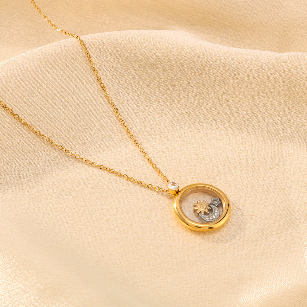 Wholesale Stainless Steel Geometric Round Pendant Plated with 18K Moon and Sun Necklace