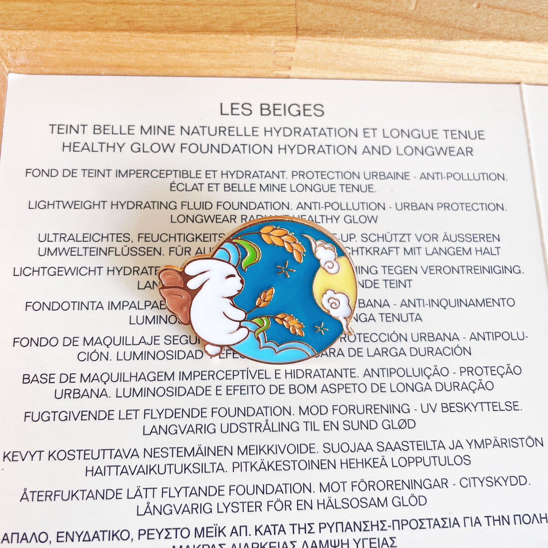 Wholesale  Mid-Autumn Festival commemorative metal   rabbit Brooch