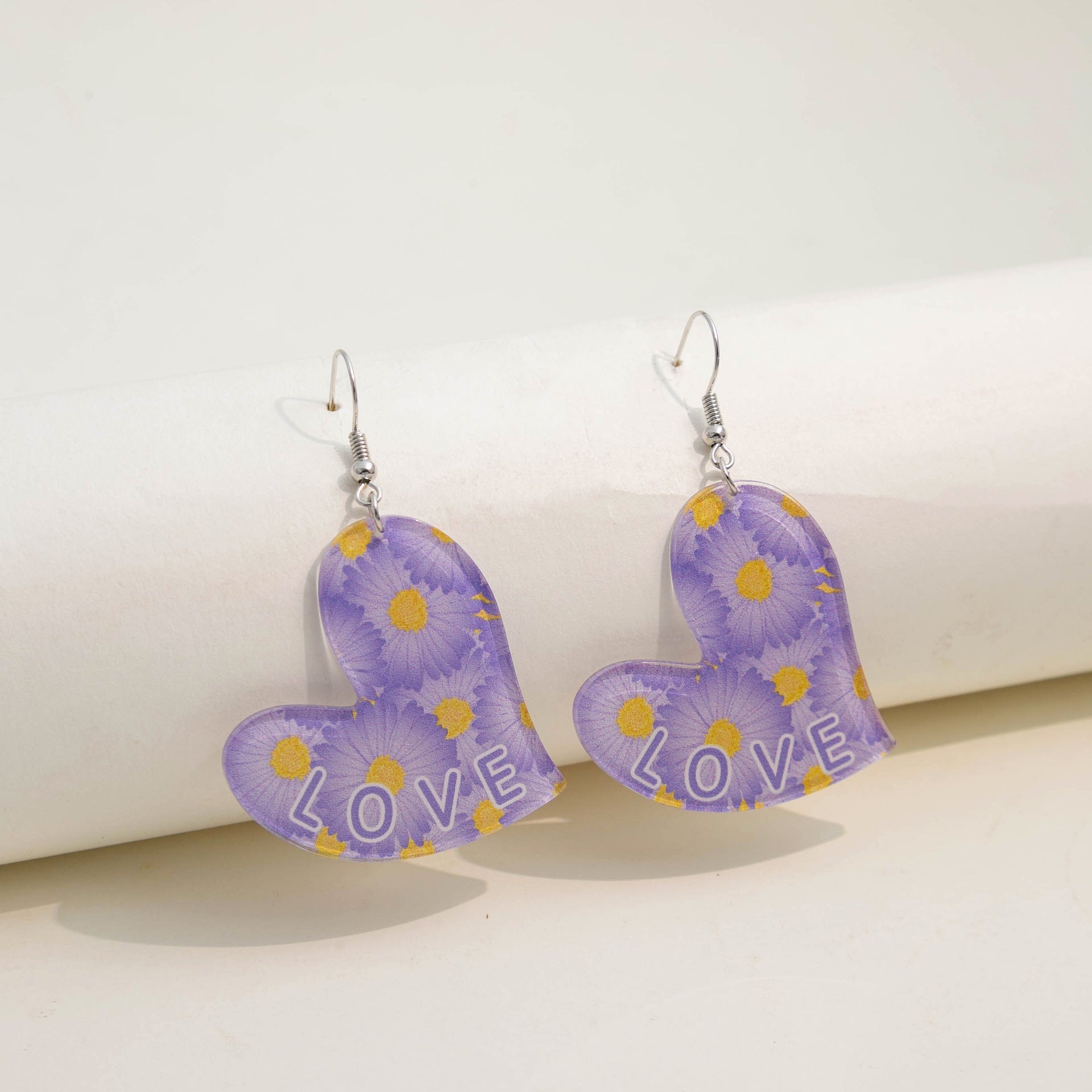 Wholesale  romantic Valentine's Day acrylic creative earrings