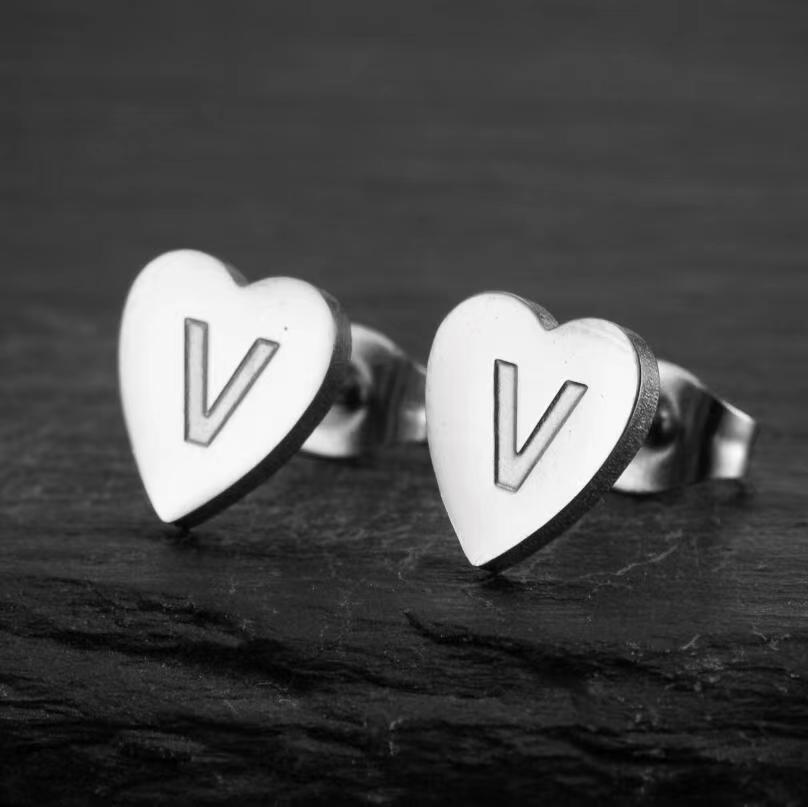 Wholesale Love Earrings English Letters Retro Gold and Silver Earrings Heart Earrings Titanium Steel ACC-ES-FaDiniya001