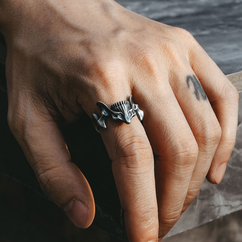 Wholesale Zinc Alloy Skull Ghost Face Ring,  Unisex Adjustable Opening,  Trendy Gothic Design,  Fashion Accessory for Resale