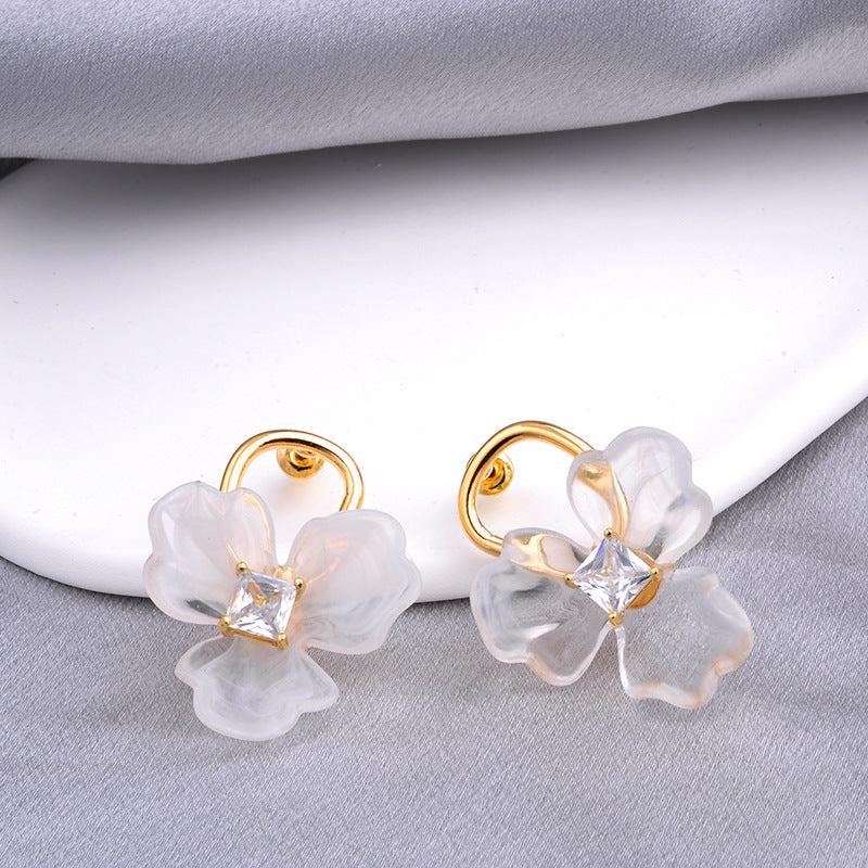 Wholesale Elegant Flower Earrings