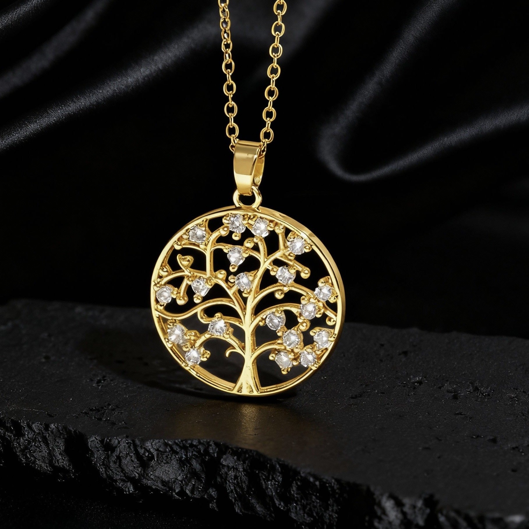 Wholesale Copper Tree Of Life Hollow Pendant Necklace For Women Chic Collarbone Chain Stylish Jewelry Accessory For Gift And Resale