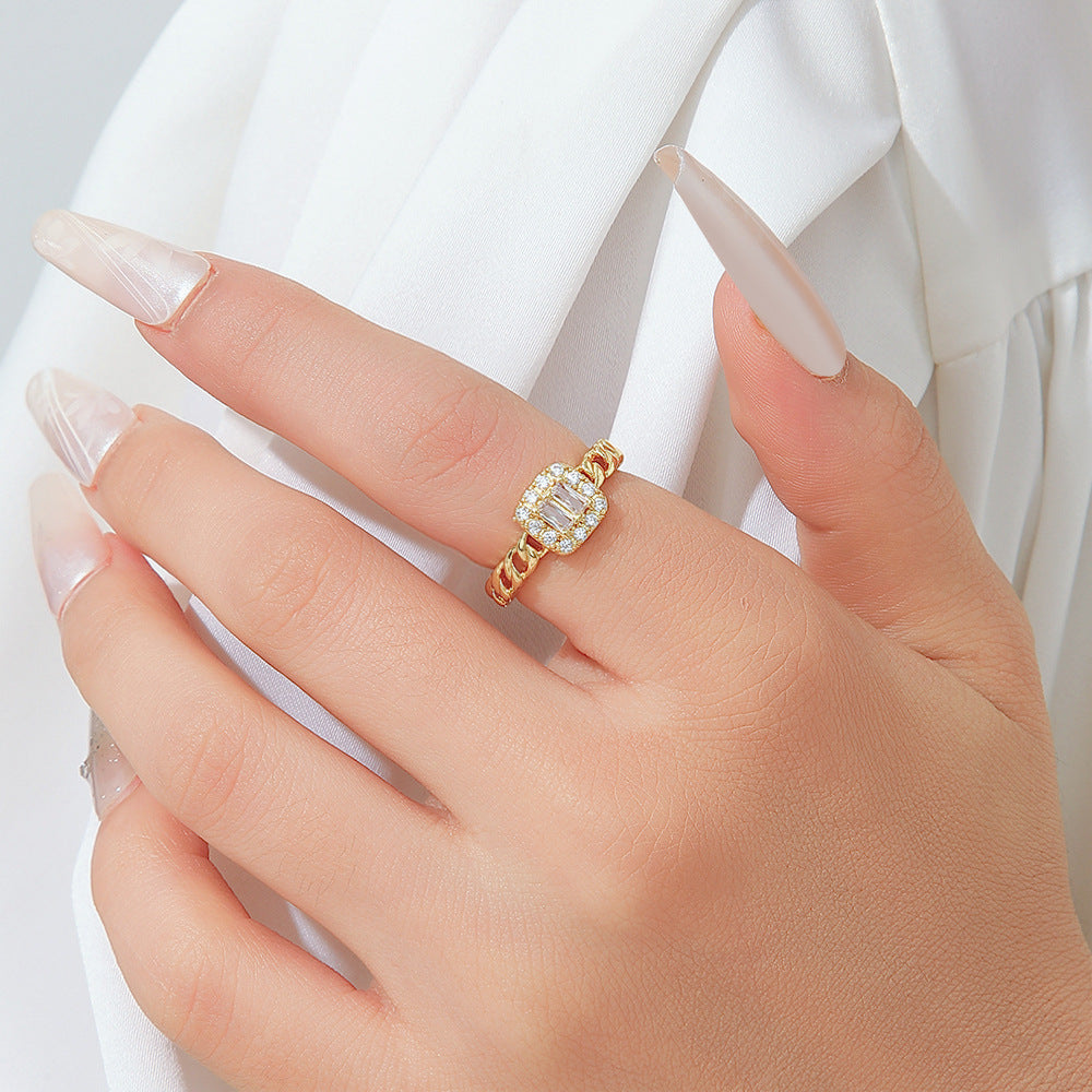 Wholesale Sugar Cube Square Zircon Ring Gold Tone Chic Fashion Accessory Boutique Gift