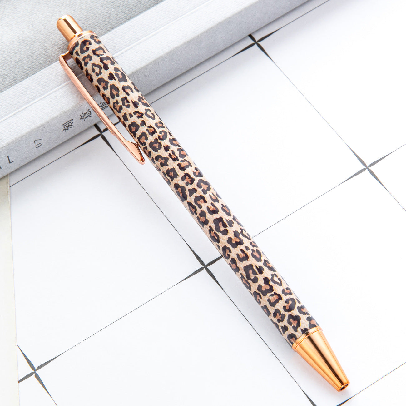 Wholesale Back to School floral film pen multi-color cartoon cute leopard ballpoint pen