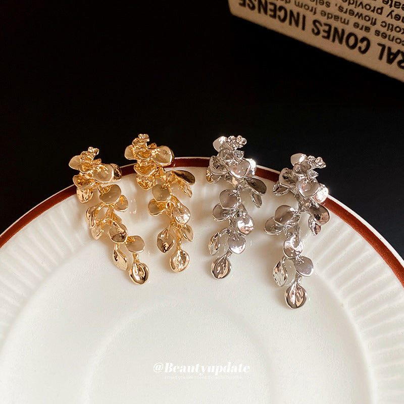 Wholesale Silver Needle Metal Flower Tassel Earrings