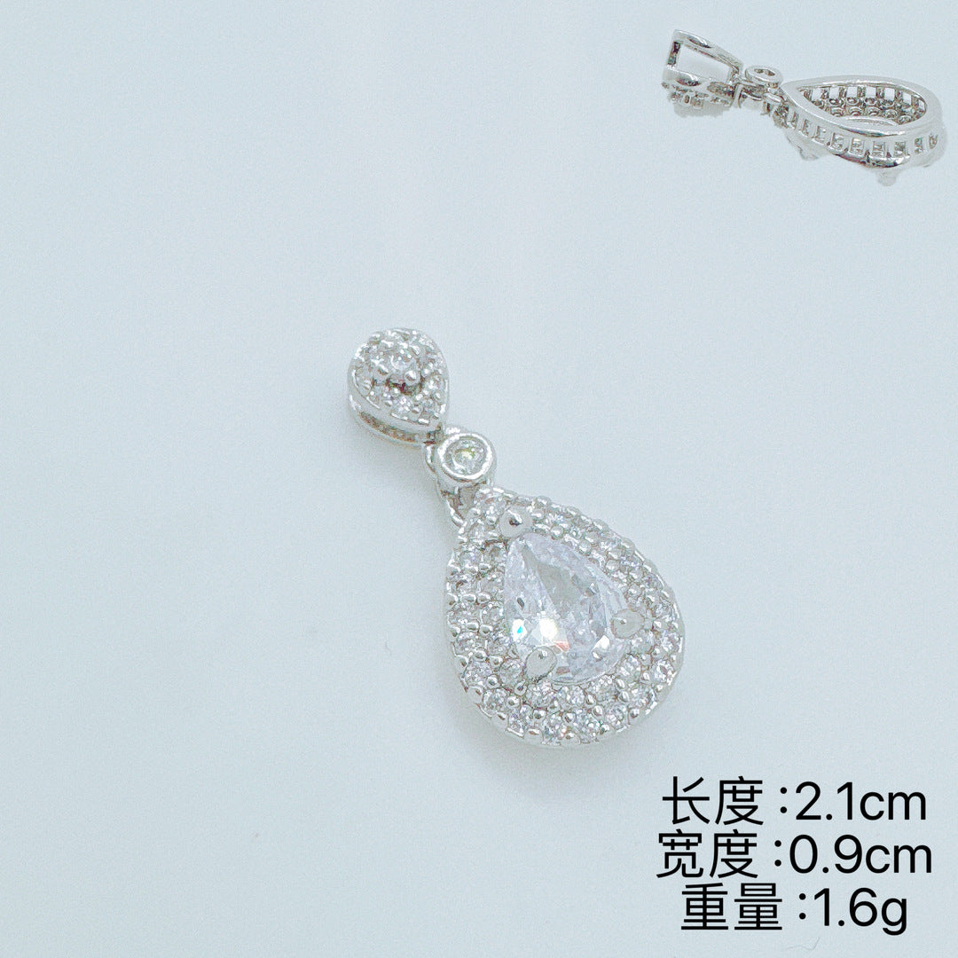 Wholesale Cubic Zirconia Gold Plated Pendant Necklace for Women Boutique Resale Jewelry Accessory