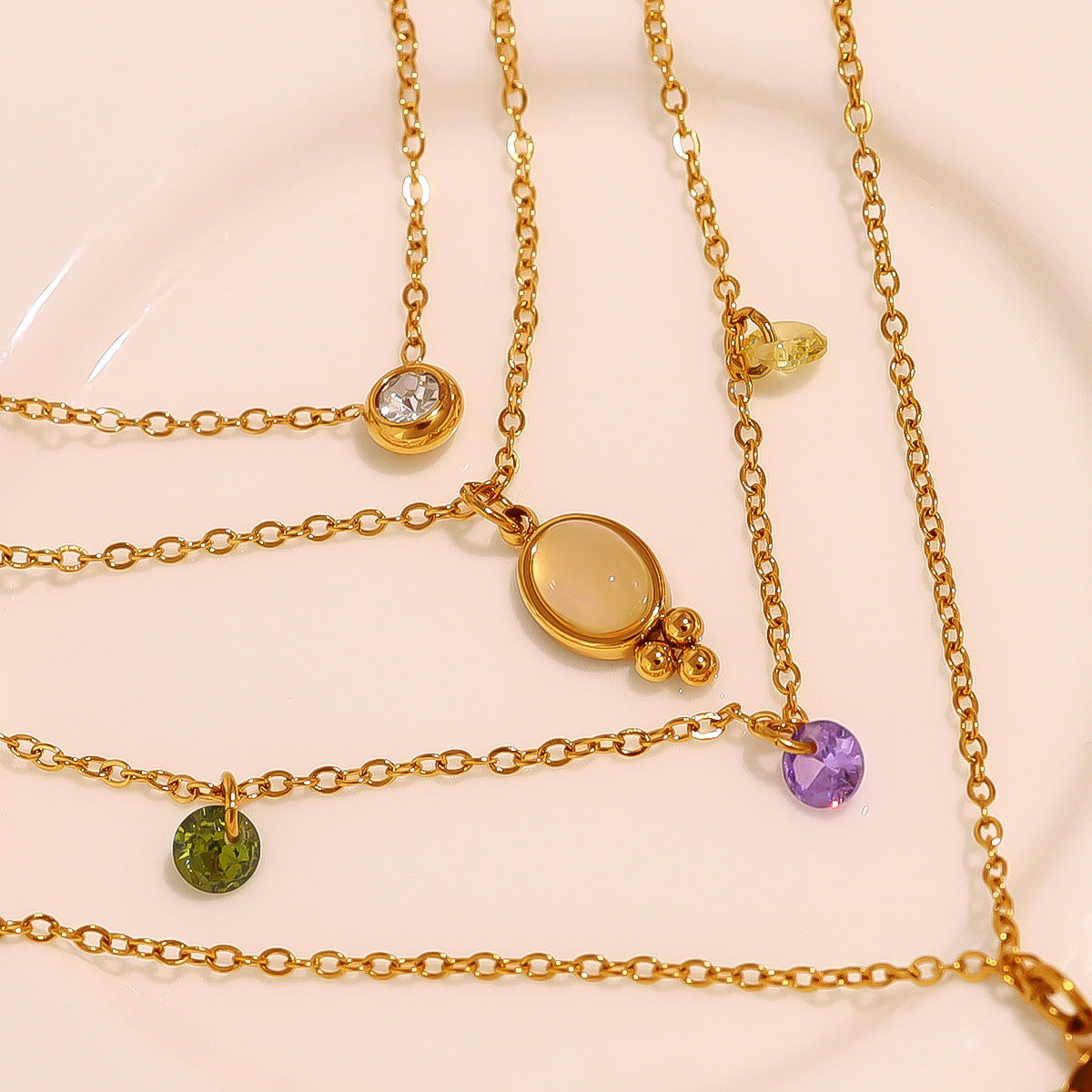 Wholesale Titanium Steel Colorful Zircon Necklace  Round Pendant Jewelry