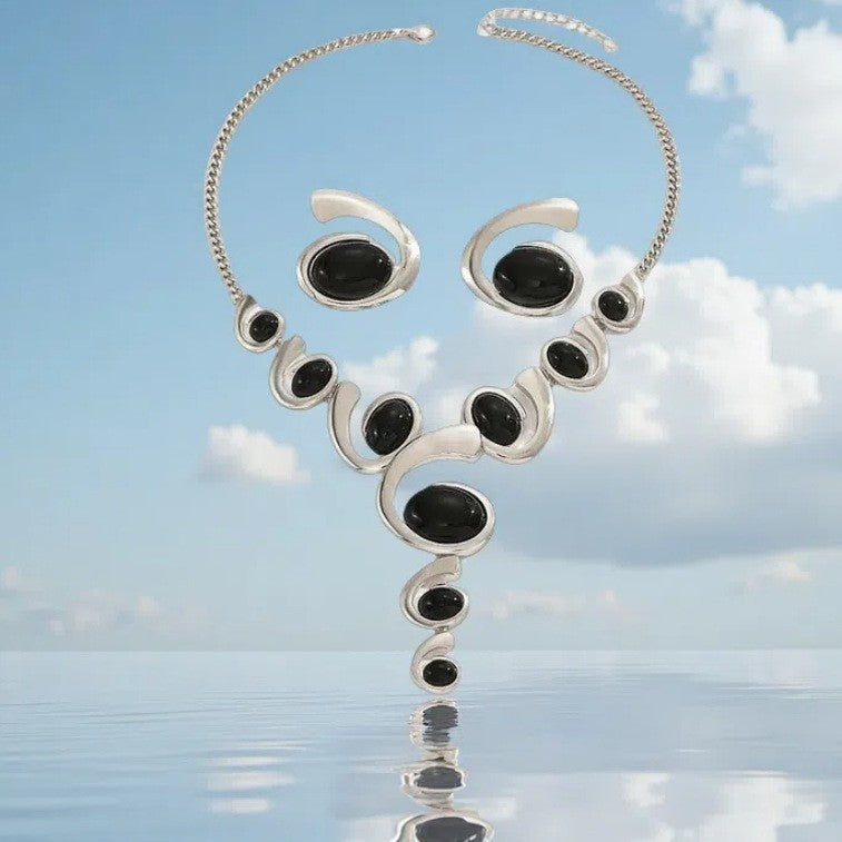 Wholesale  Retro Exaggerated Luxury Charm Necklace Earrings