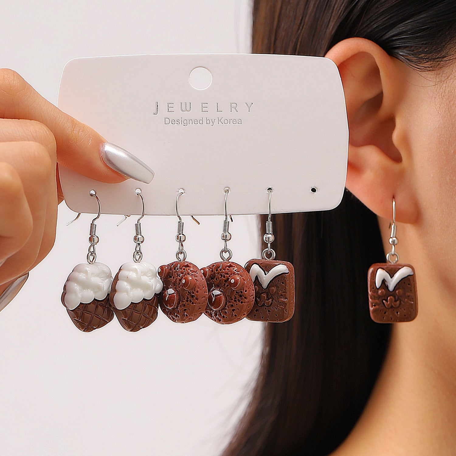 Wholesale Funny Donut Earrings Set For Women White Plastic Resin Party Gift Boutique Resale