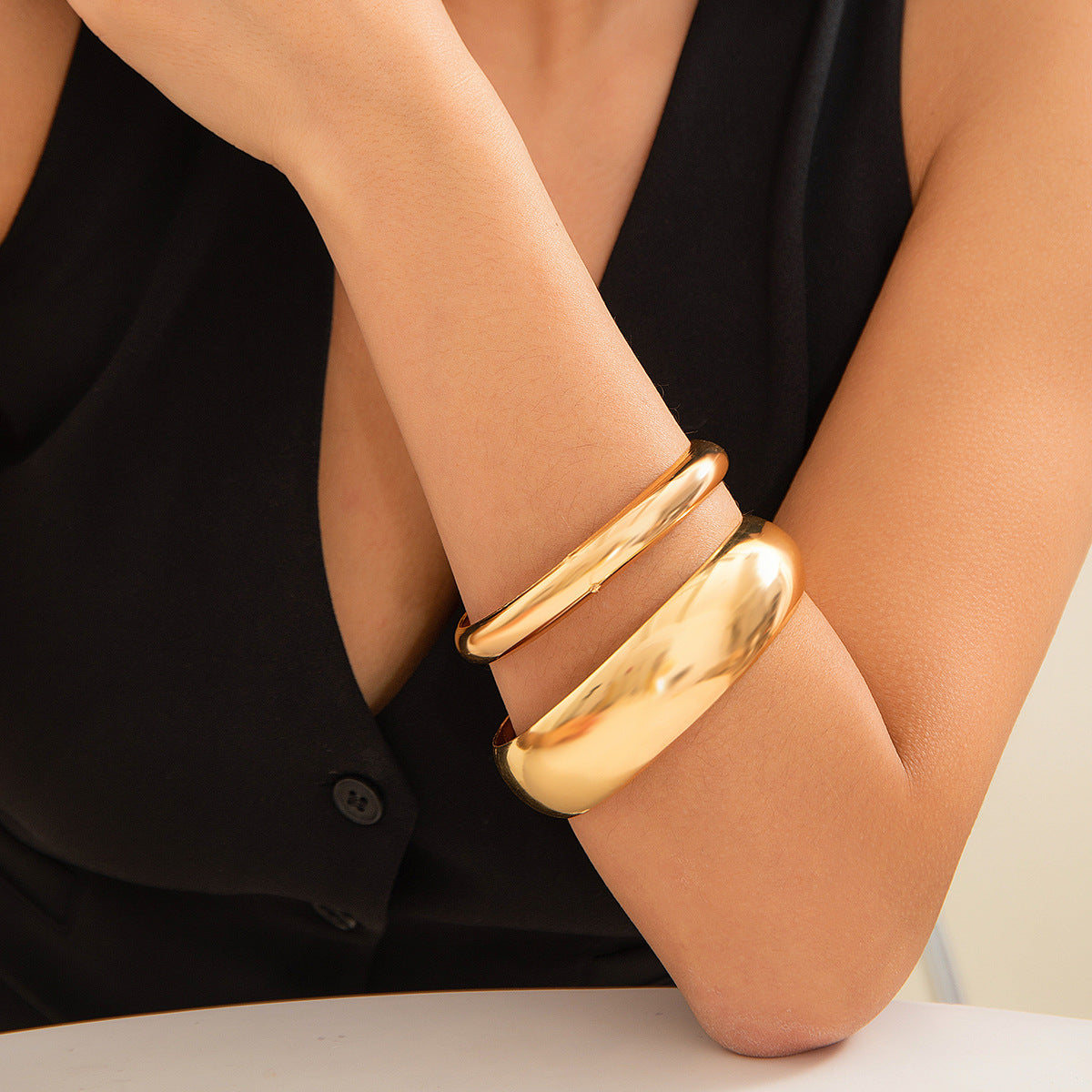 Wholesale Fashion Double Ring Multi Layer Iron Bangle Gold Electroplated Wide Cuff For Women Jewelry Accessory For Gift Or Resale