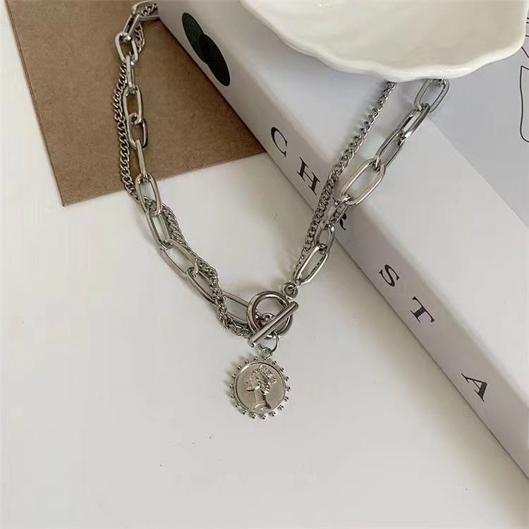 Wholesale double layer simple beauty head TO buckle necklace