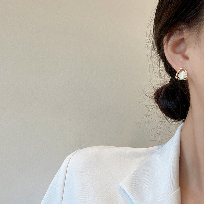 Wholesale  Geometric Fashion Earrings Small Triangle Earrings