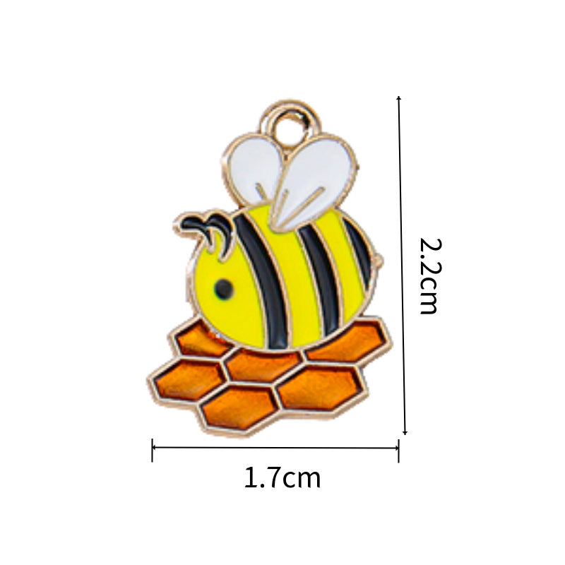 Wholesale 10pcs/pack  Alloy Oil Dripping Cartoon Bee Animal DIY Earrings Keychain Pendant Jewelry Accessories Bag Pendant
