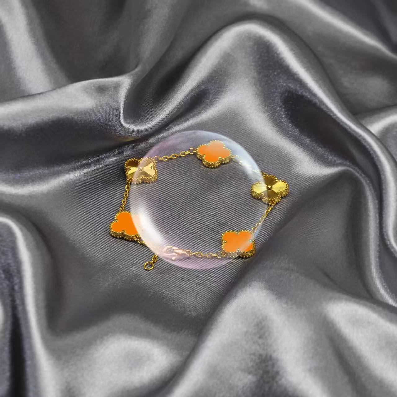 Wholesale Chic Four-Leaf Clover Stainless Steel Bracelet Real Gold Plated Everyday Jewelry Accessory Gift