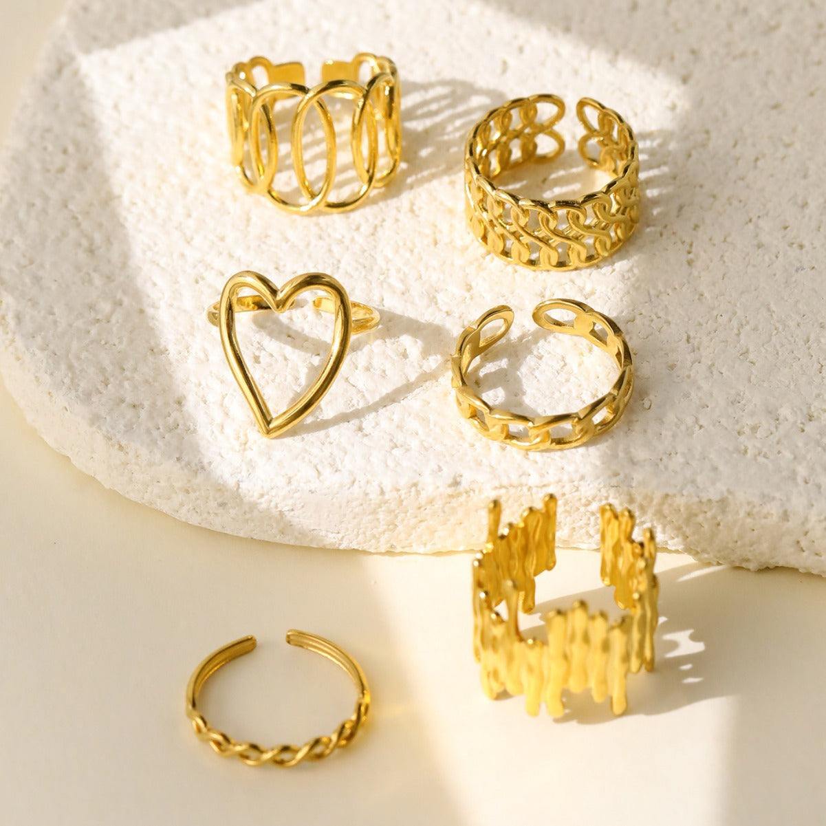 Wholesale Vintage Stainless Steel Ring 18k Gold Plated Leaf Love Rings ACC-RS-MuC008