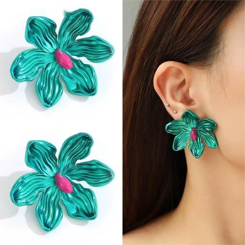 Wholesale green diamond flower lovely earrings