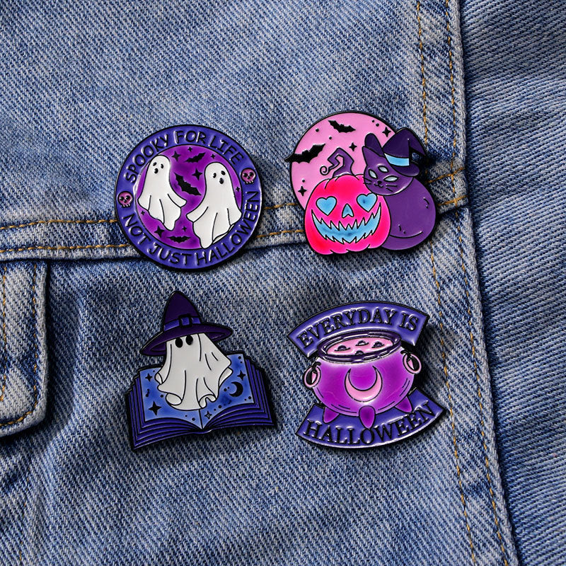 Wholesale Alloy  Brooch Glow In The Dark Cartoon Pumpkin Black Cat Ghost Pin Clothing Decoration Chic Fashion Accessory