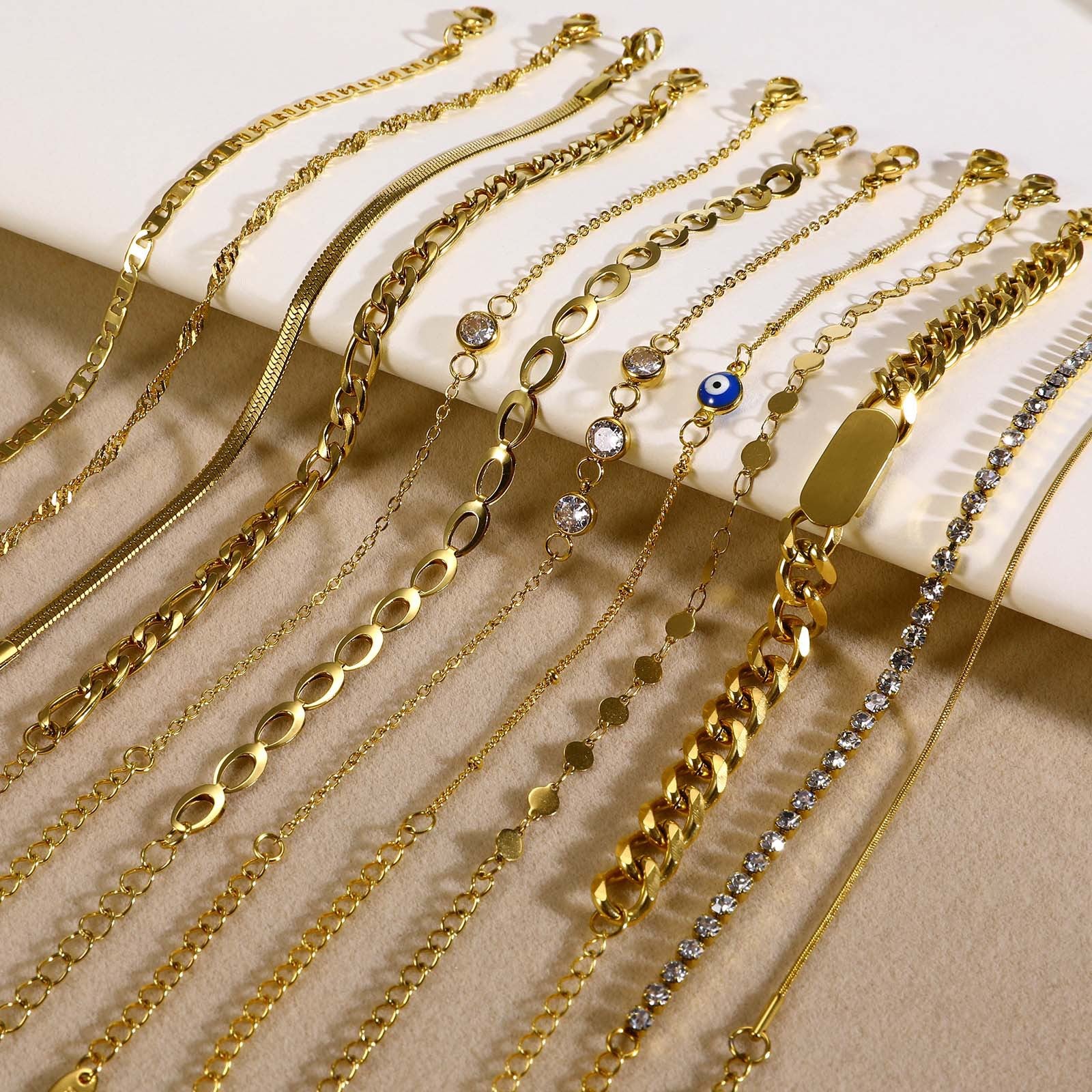 Wholesale 18K Gold Tone Stainless Steel Thin Evil Eye Chain Bracelet Minimalist Layered Design Gift Fashion Jewelry Accessory