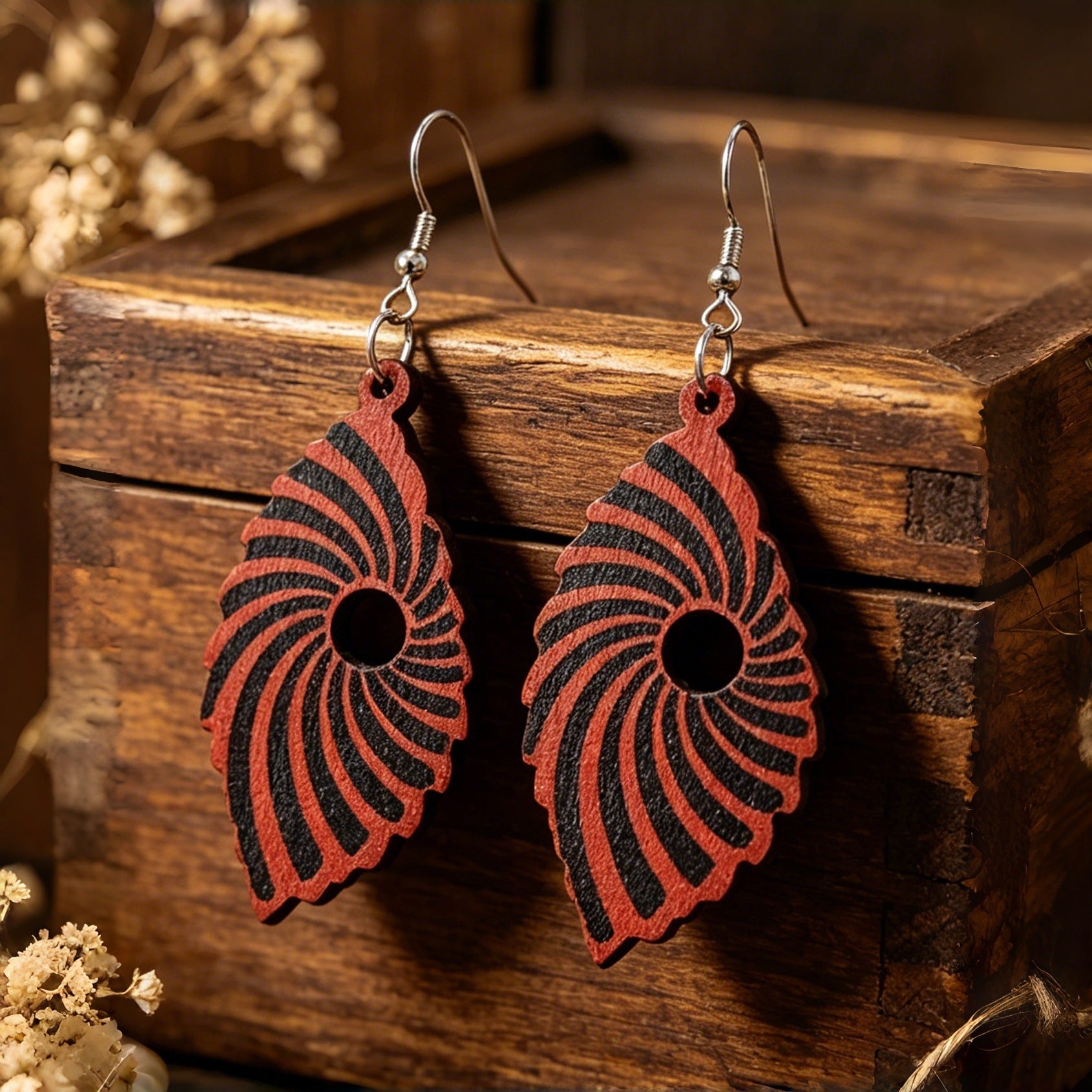 Wholesale Vintage Leaf Shaped Wooden Earrings Red Black Spiral Hollow Design Fashion Jewelry Accessory For Women Gift Boutique Resale