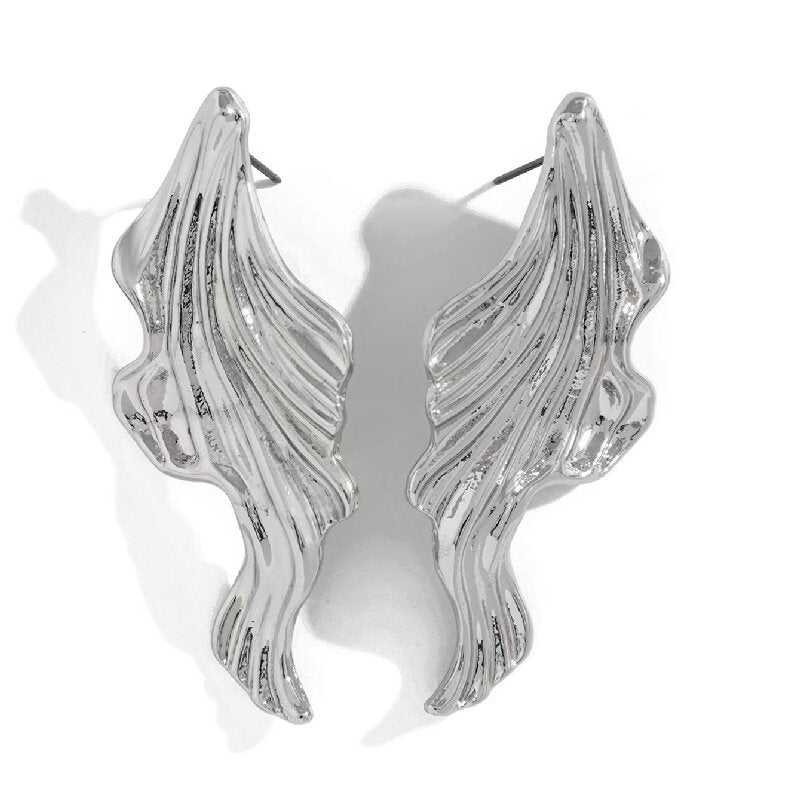 Wholesale Modern Wavy Texture Asymmetrical Earrings - Trendy Plastic Resin Jewelry for Party Wear or Everyday Boutique Resale