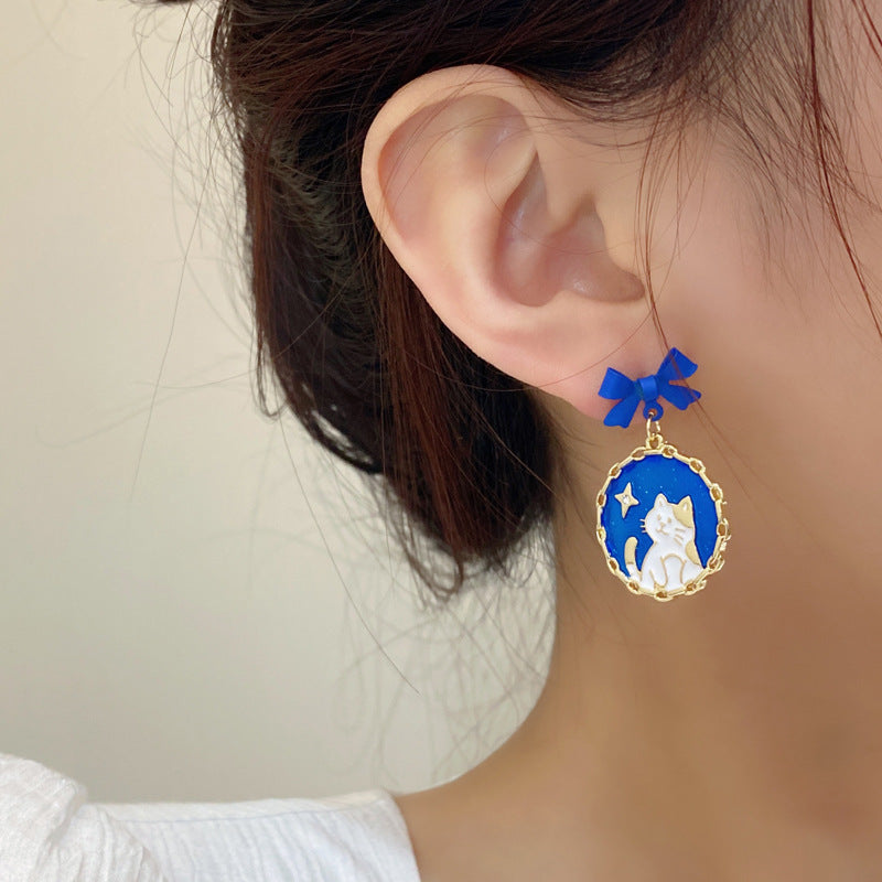 Wholesale Retro Cartoon Bow Blue Kitten Earrings