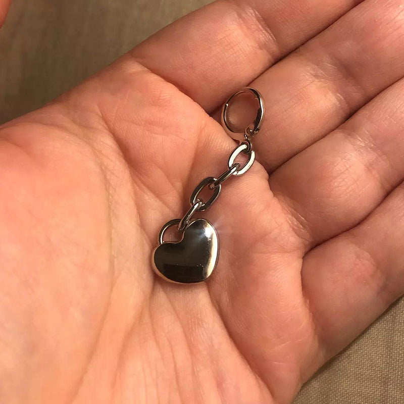 Wholesale  heart-shaped earrings exaggerated earrings