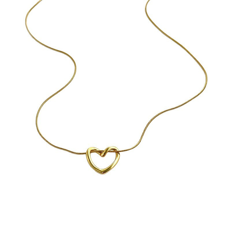 Wholesale Trendy Hollow Heart Pendant Necklace Titanium Steel Snake Chain Gold Plated Jewelry Accessory