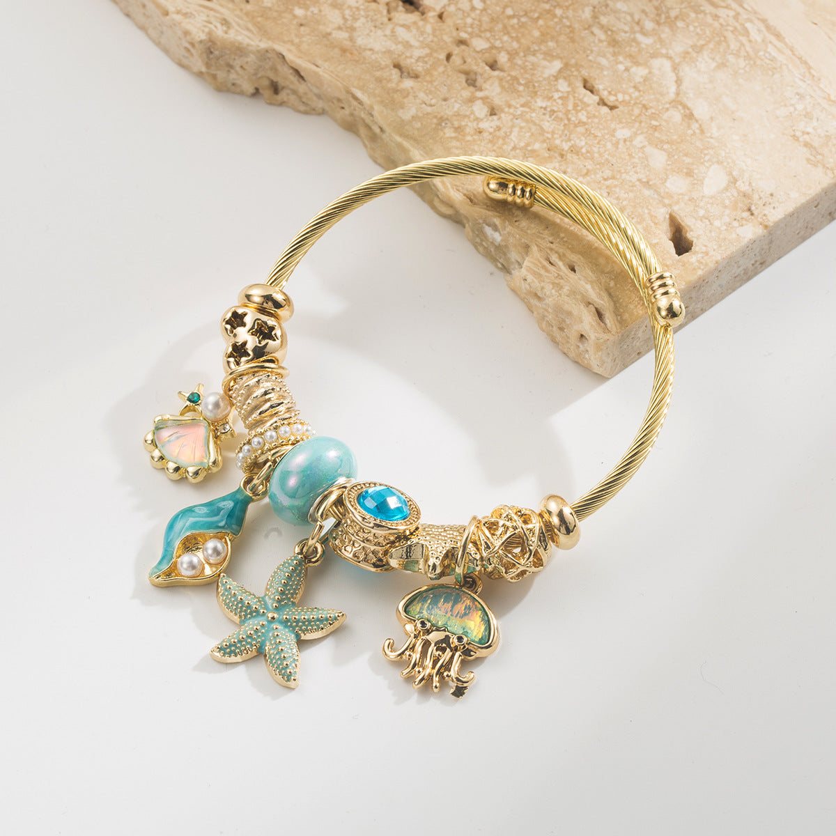 Wholesale Ocean Themed Alloy Charm Bracelet Pink Zircon Starfish Jellyfish Design Jewelry Gift For Women
