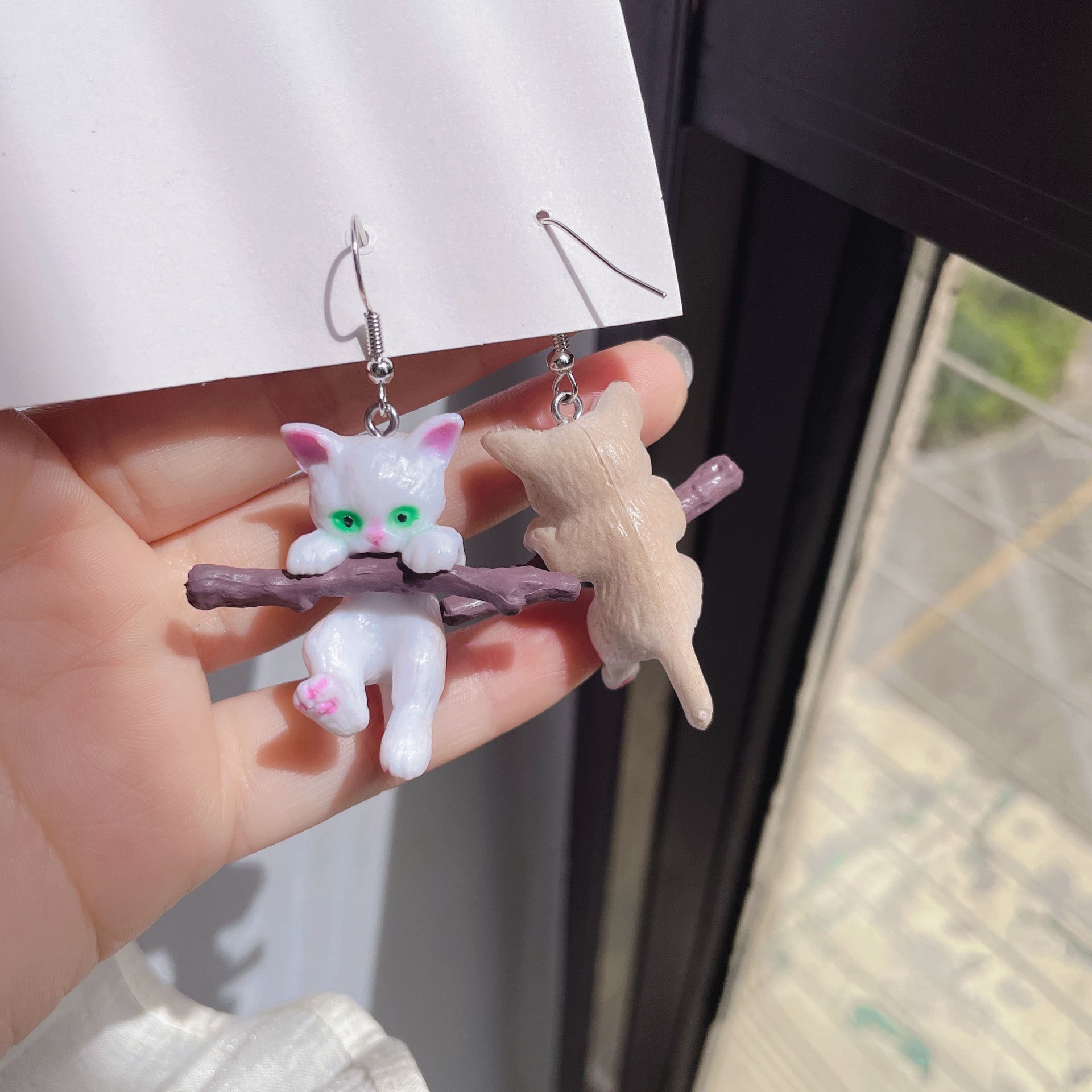 Wholesale Three-dimensional Tree Hugging Cat Earrings ACC-ES-Yijia010