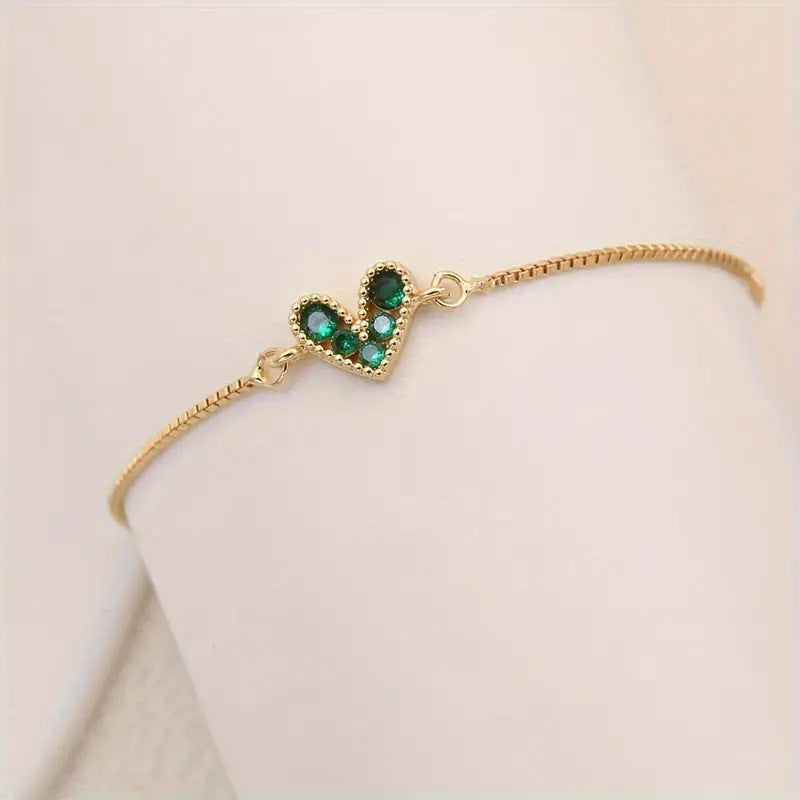 Wholesale Copper heart-shaped bracelet with zircon embellishments and adjustable sliding clasp