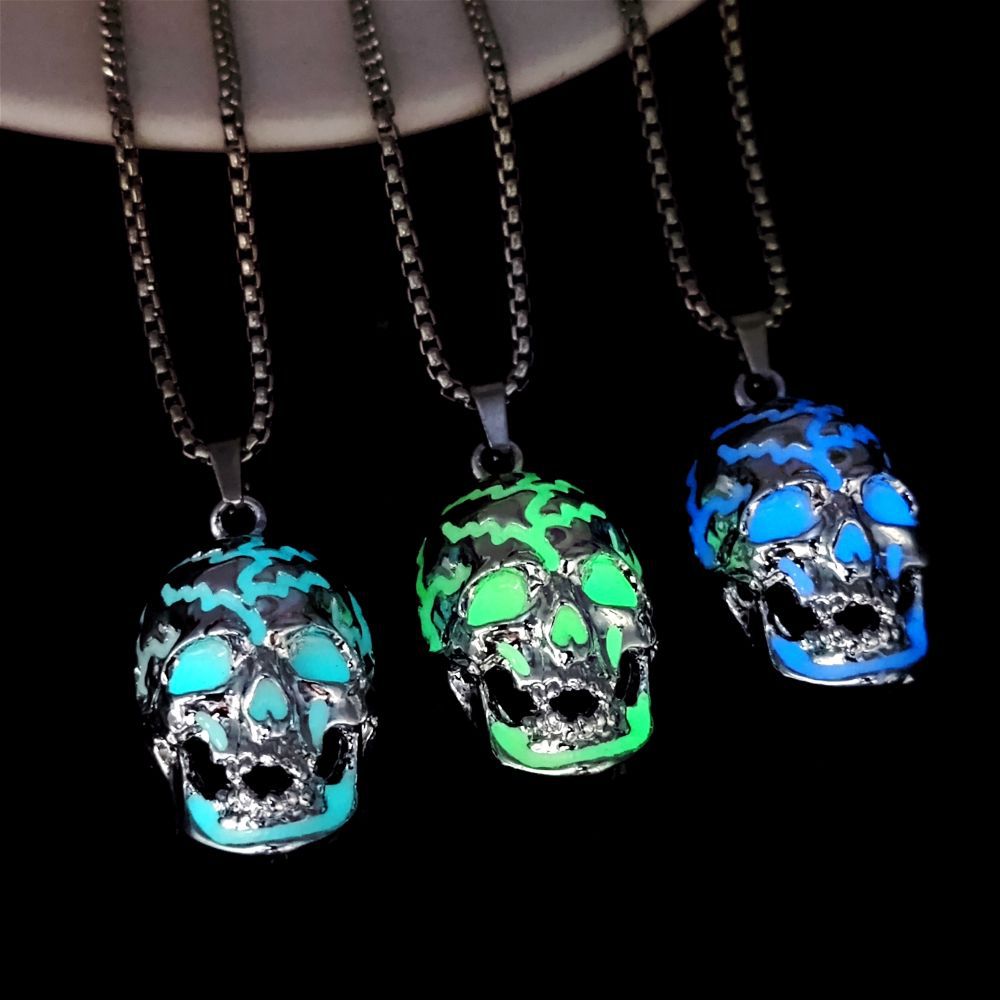 Wholesale  Halloween Long Luminous Necklace  Skull  Necklace