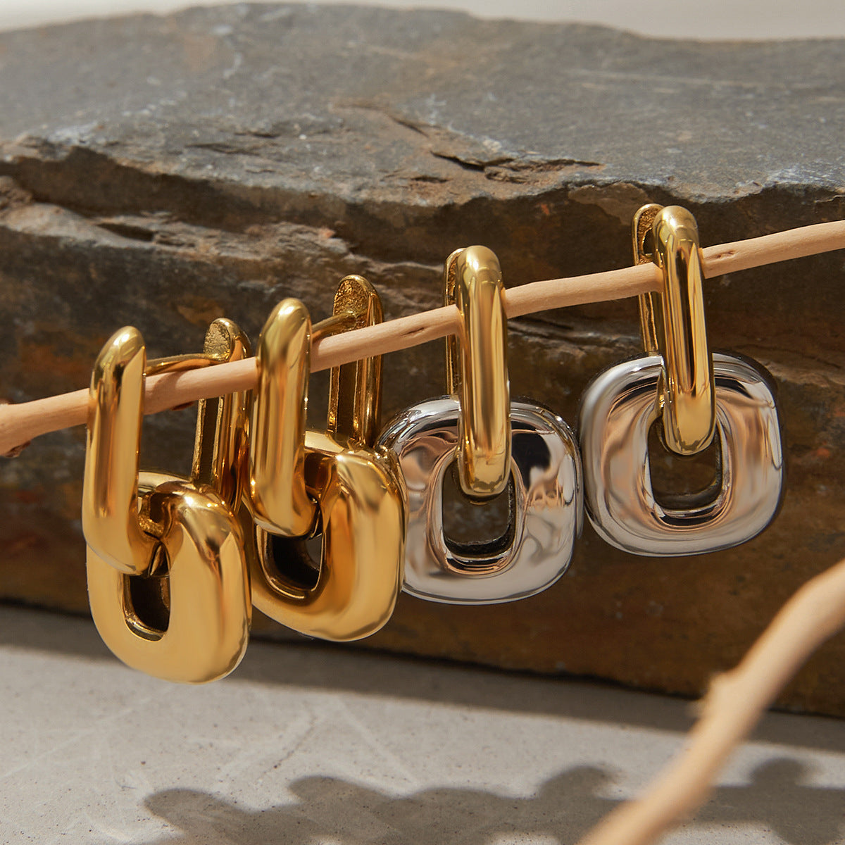 Wholesale 18K gold stainless steel oval stitching earrings